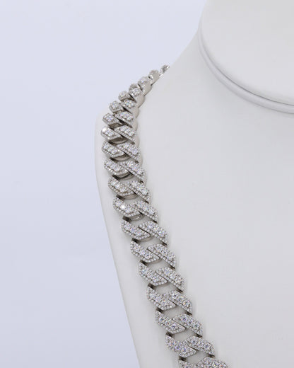 15MM Pointer VVS Moissanite Cuban Chain 22 Inch