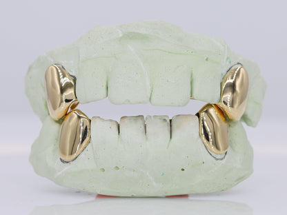 Gold Fangs Grillz