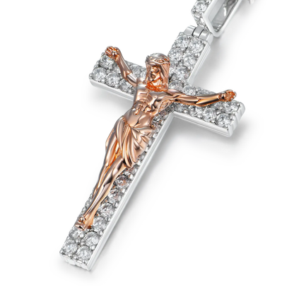 Elegant Crucifixion of Jesus Moissanite Pendant – Small